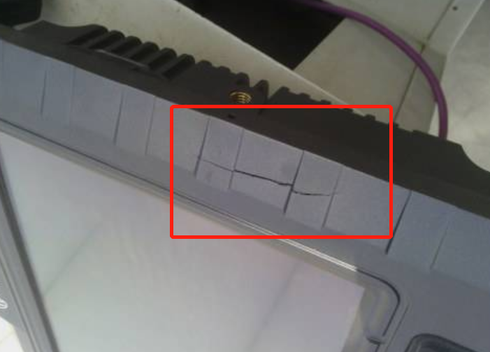 注塑制品開裂不用再煩惱了，現(xiàn)在就告訴你原因！_江蘇無錫嘉弘塑料告訴您